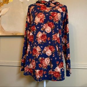 L   LuLaRoe Hooded Tunic